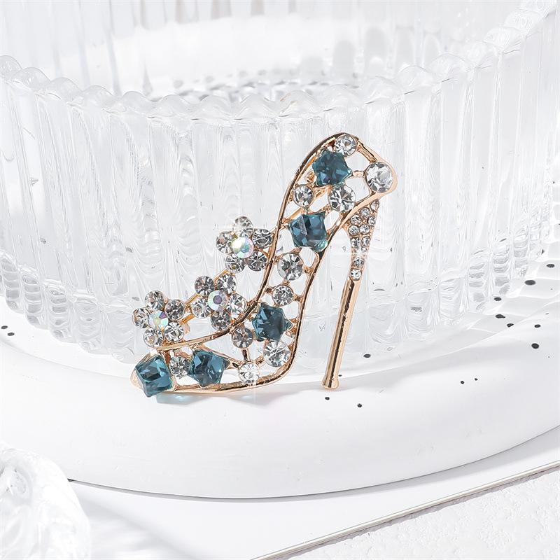 Ladies' Cute Hollow High Heels Brooch