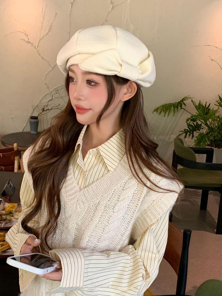 2025 Large Bow Beret for Women: Summer/Autumn Painter Style for Larger Head, Slim Face Effect