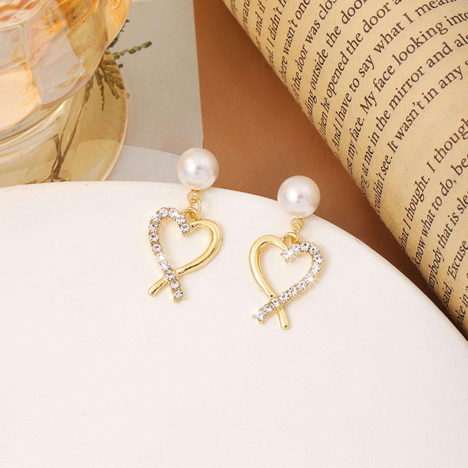 

Pearl Heart Earrings with Crystal Accents Dangle Style Lightweight Jewelry for Women and Girls Suitable for Daily Wear and Special Occasions