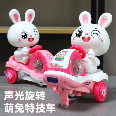 מכונית קפיצית פעלולים ארנבון מנגנג חשמלית, צעצוע תלת אופן פעלולים ארנב לבן מסתובב עם אורות ומוזיקה