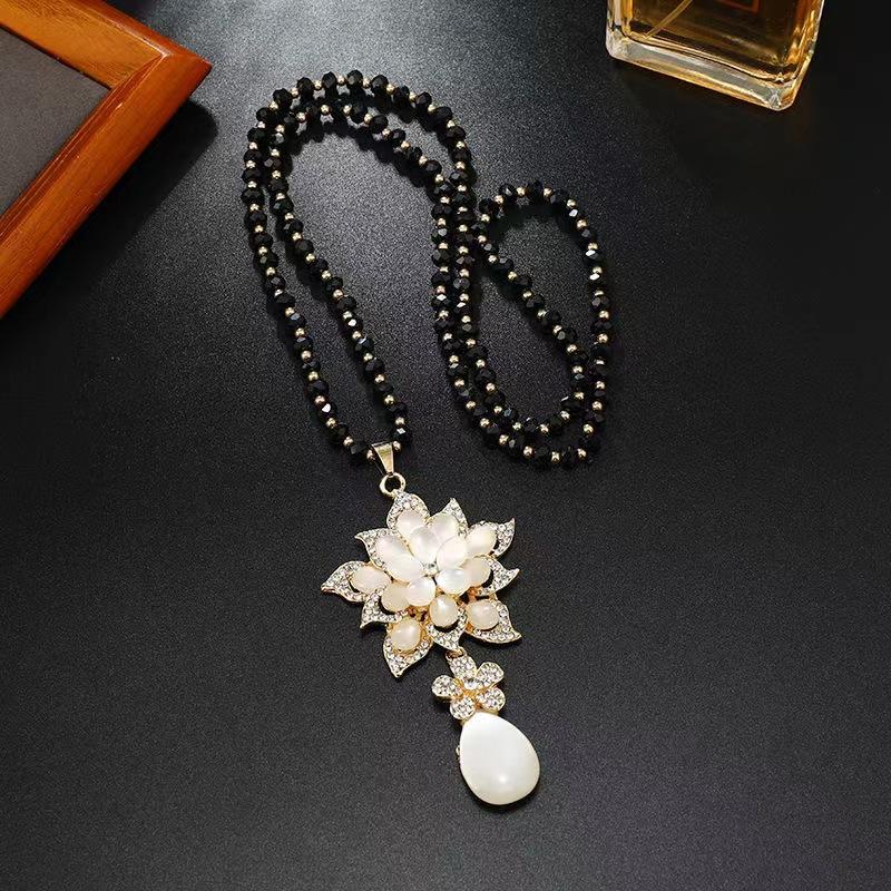 Fashion Crystals Flower Sweater Chain Alloy Pendants Women High End Versatile Clothing Accessories Long Necklaces Jewelry