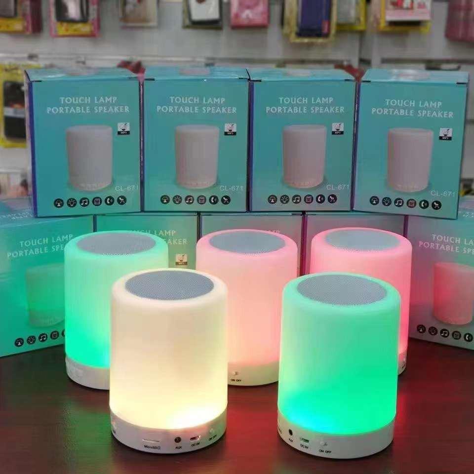 

Пати Лайт Bluetooth Мини-динамик с сабвуфером для дома и рабочего стола белый