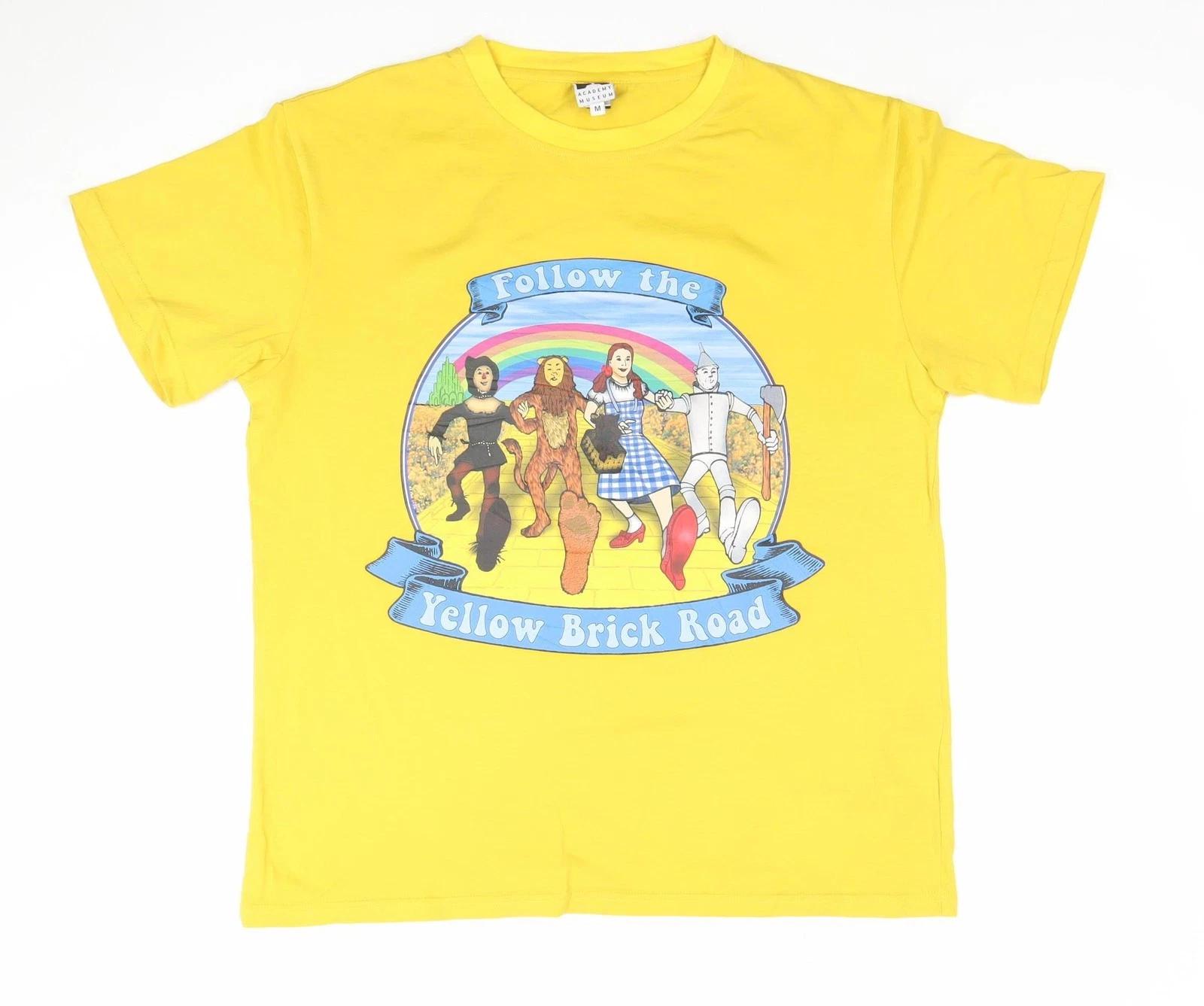 

Academy Museum Men s Yellow Wizard of Oz Graphic Cotton T-Shirt M S