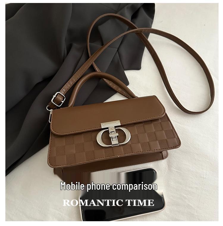 2024 Trendy Retro Crossbody Bag: Versatile High-End Fashion Small Square Women's Shoulder Handbag