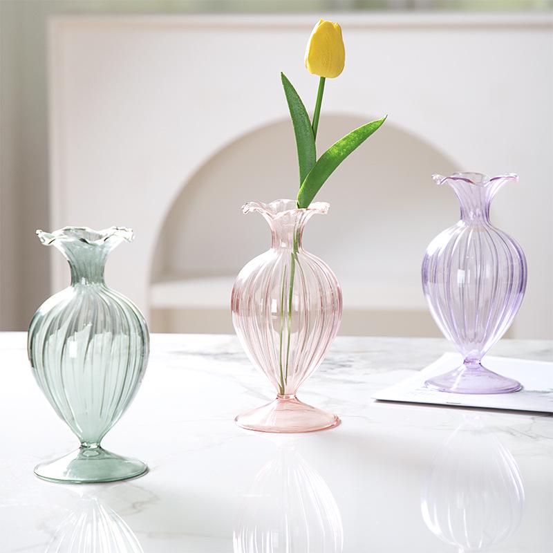 Retro French Embossed Glass Vase for Hydroponic Floral Decor - Clear Craftsmanship for Living Room and Dining Table