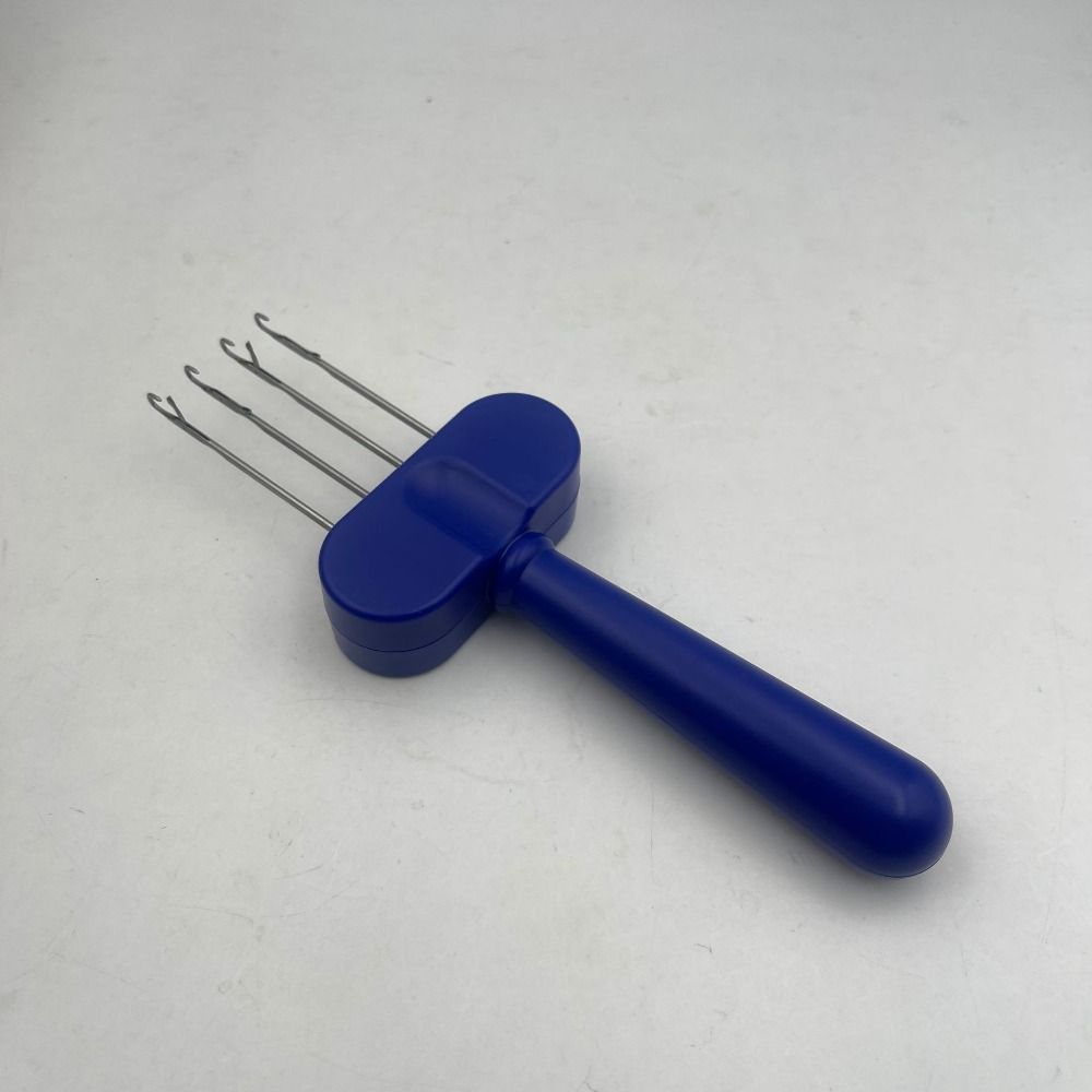 3/4 Latch Hook Yarn Crochet Hook Knitting Tool Plastic Crochet Hooks  DIY Tassel Making