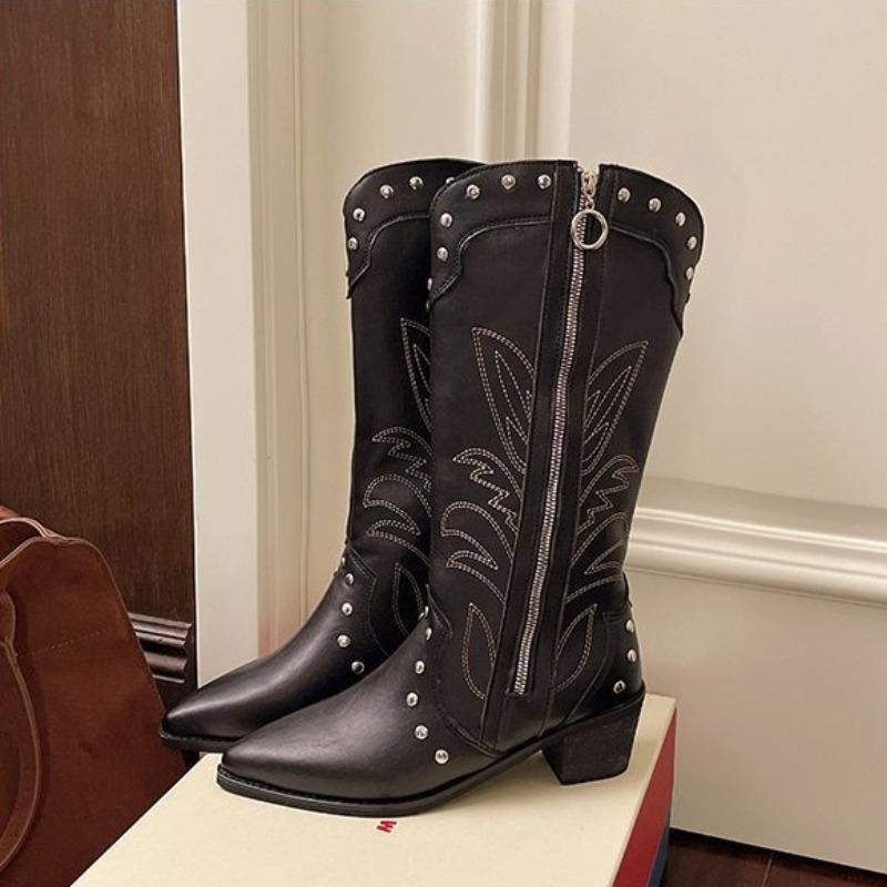 2025 New Women Boots Classics Embroidered Western Cowboy Boot Retro Rivet Mid Calf Boots for Women Pointed Toe Knight Boots