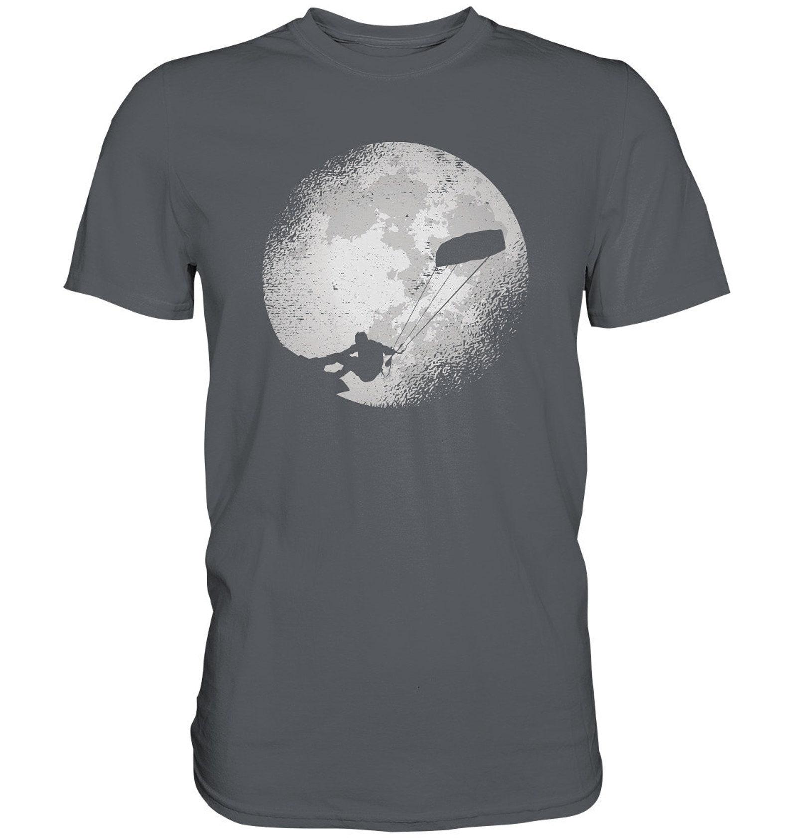 Kitesurfing T-Shirt Full Moon • Kitesurfer Kiting Kiteboarding Gift Kite - Premium Shirt M