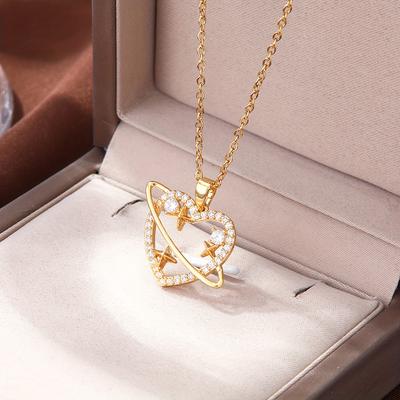 Hollow Heart-shaped With Star Pendant Necklace Fashionable Alloy Accessory For Women Daily Or Party Occasions And Perfect For Gift-giving