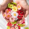 100Pcs Mini Silk Daisy Wedding Party Home Decorative Christmas Wreath Bridal Accessories Scrapbooking Artificial Flowers Cheaper