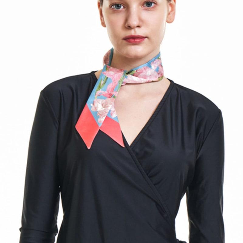 Chae Look HAND-DRAWN WATERCOLOR GLADIOLUS TWILLY SCARF