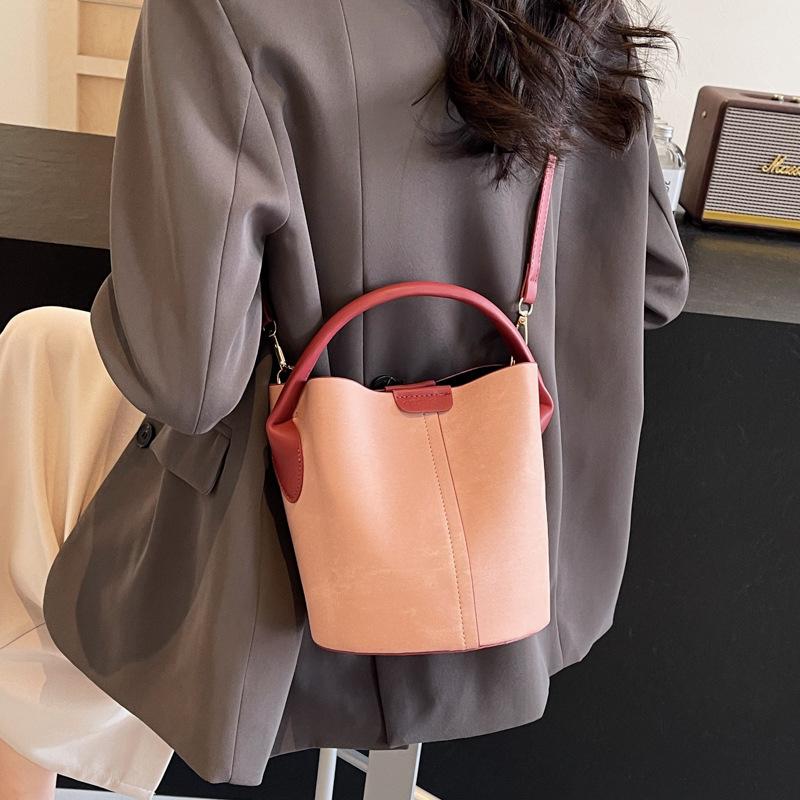 Bag Versatile Bag New Messenger Work Leisure Small Bag Women