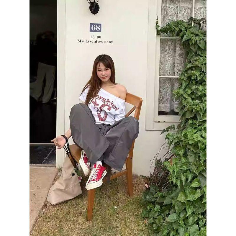 

[210g 40-Count Fine Cotton 1*1] American Retro Style Off-Shoulder Short-Sleeve Women s Summer Top with Letter Print White S