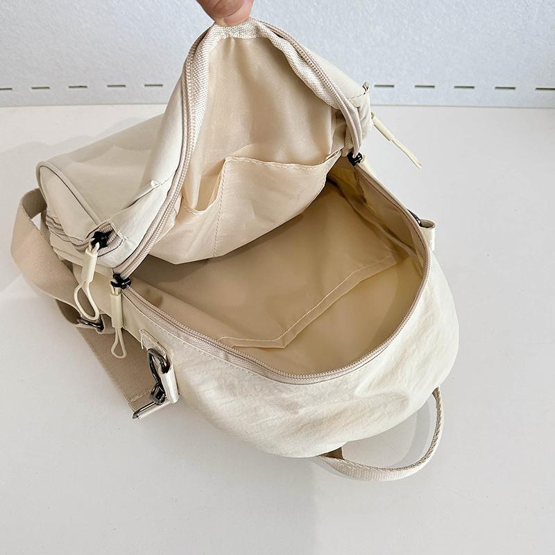 Large Capacity New Commuter Travel Bag Light and Casual Portable Multi Functional Backpack