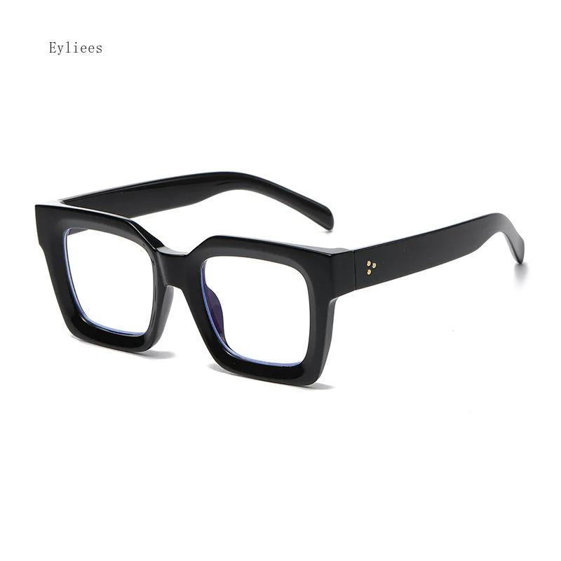 New Fashion Woman Luxury  Square Sunglasses Ladies Vintage Oversized Sun Glasses Female Big Frame Uv400 Shades Black