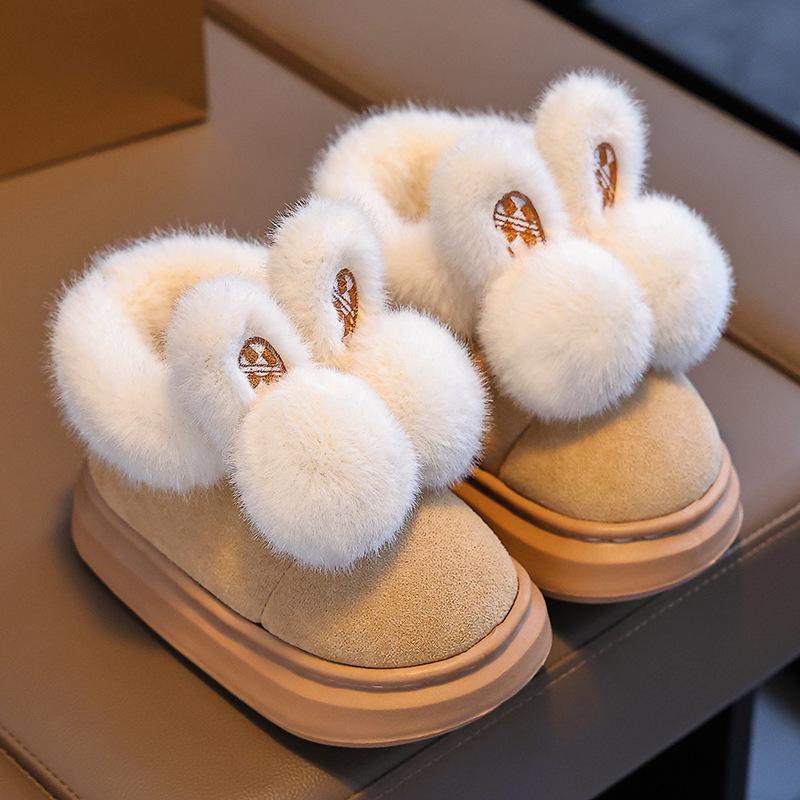 2024 Year of the Horse Girls' Heeled & Cotton Winter Shoes: Non-slip Plush Indoor Warmth for Kids.