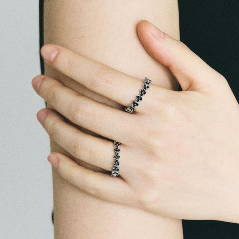 

SCALETTO SBW021 Black Flower steel ring 14~15H