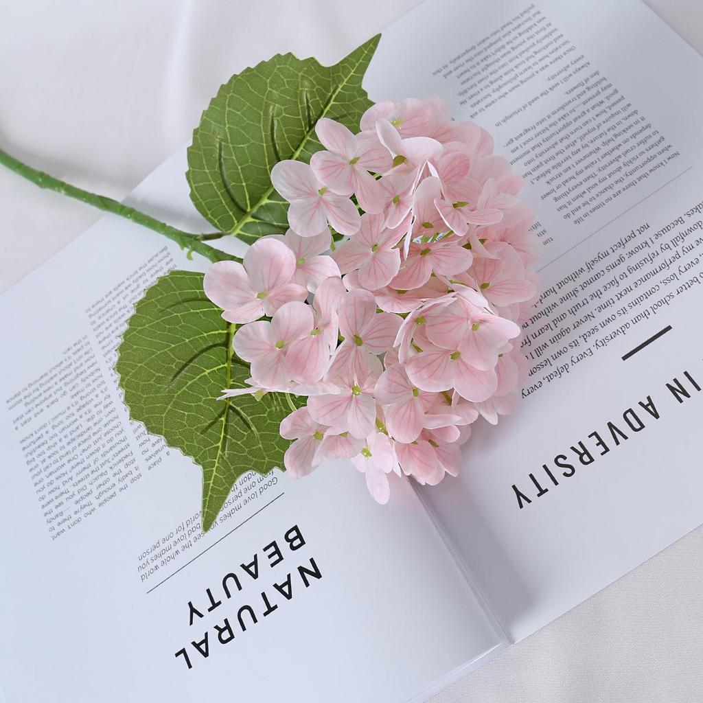 3D Hand-Feel Hydrangea, 72 Petal Simulation Flower for Hotel Decor, Floral Art, Wedding Arrangements