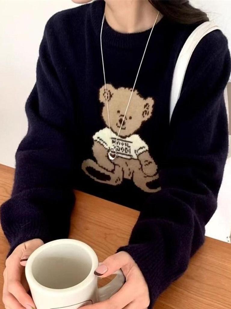 Women's Cartoon Embroidered Round Neck Loose Knit Sweater