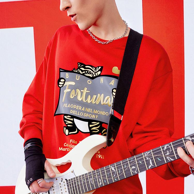 Fila Year Of The Tiger Collection Fun Pattern Sports Knit Pullover Letter Round Neck Sweatshirt Unisex Sweatshirt Legendary-Red F11U219203F-RD