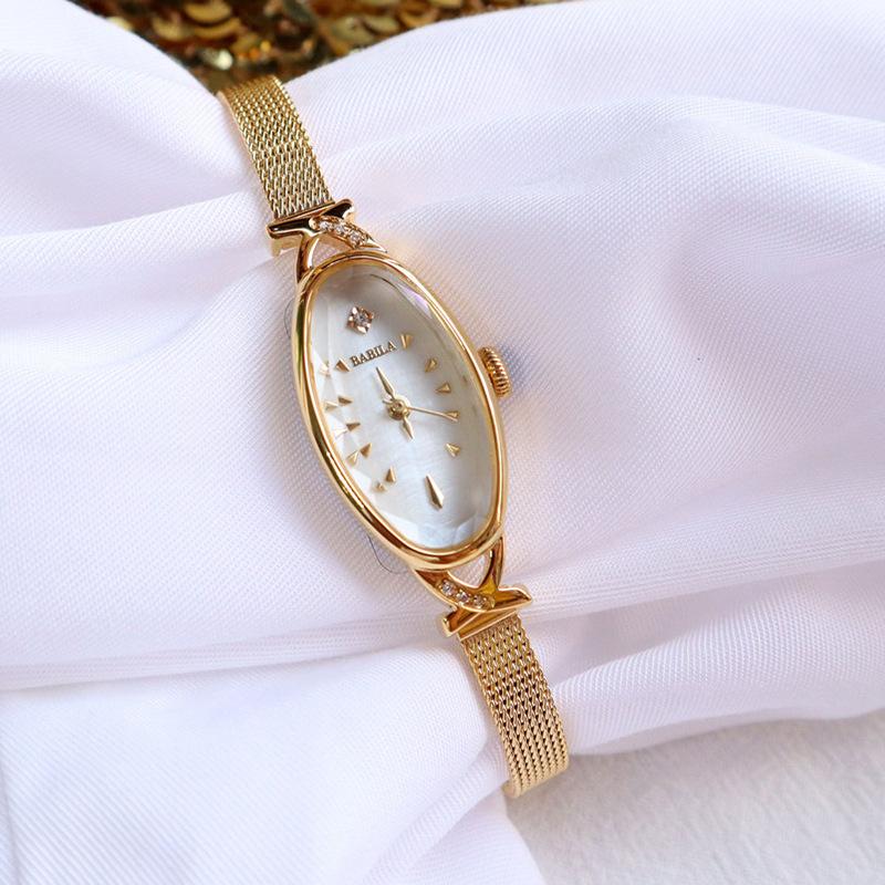Niche Popular Retro Style Oval Luxury Diamond-Encrusted Women'S Watch Small Temperament Does Not Fade Quartz Watch