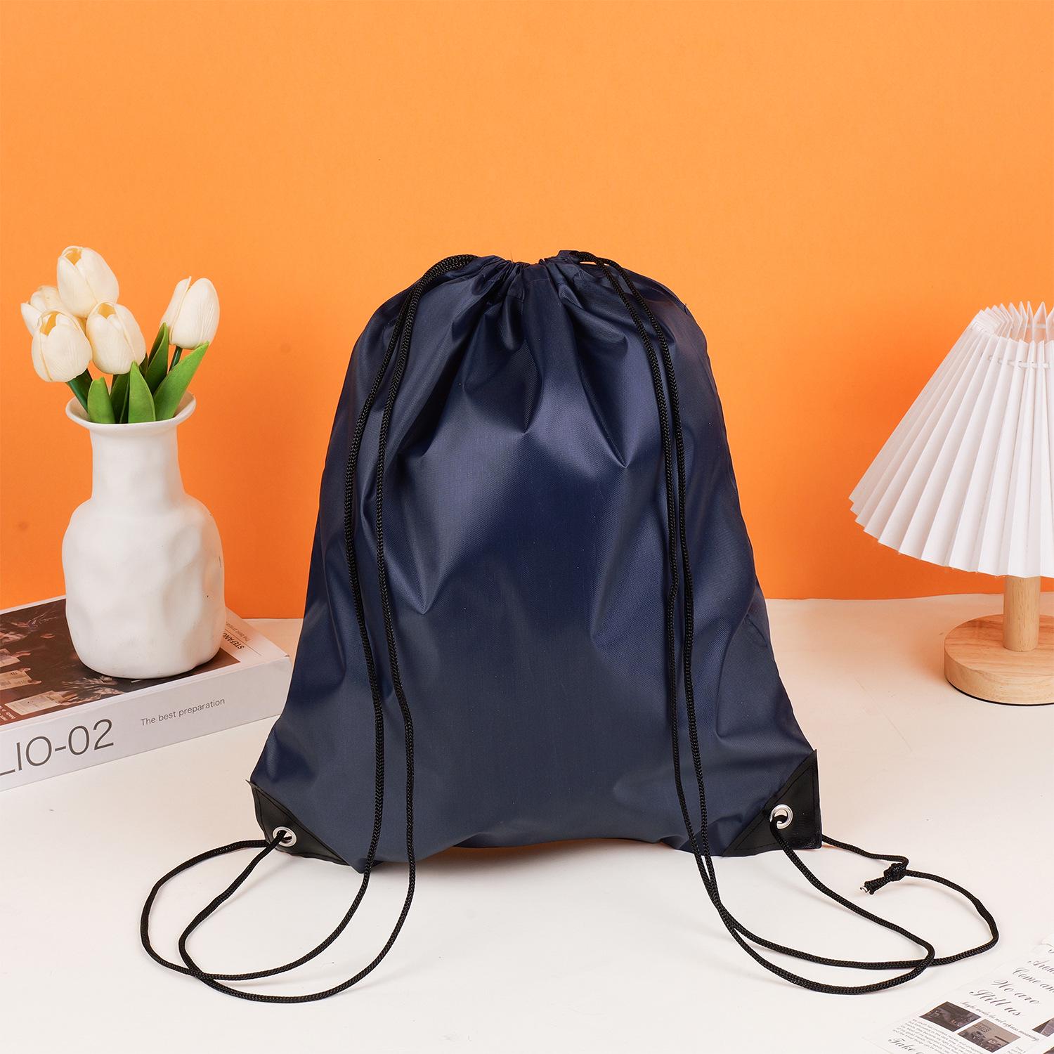 

Водонепроницаемый спортивный рюкзак из полиэстера 210D с затягивающимся шнурком и логотипом на заказ