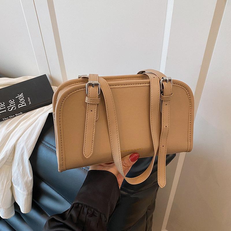 Source Manufacturer Women's Bag 2025 New Trendy Fashion Handbag Simple Niche Underarm Bag Shoulder Bag Wholesale