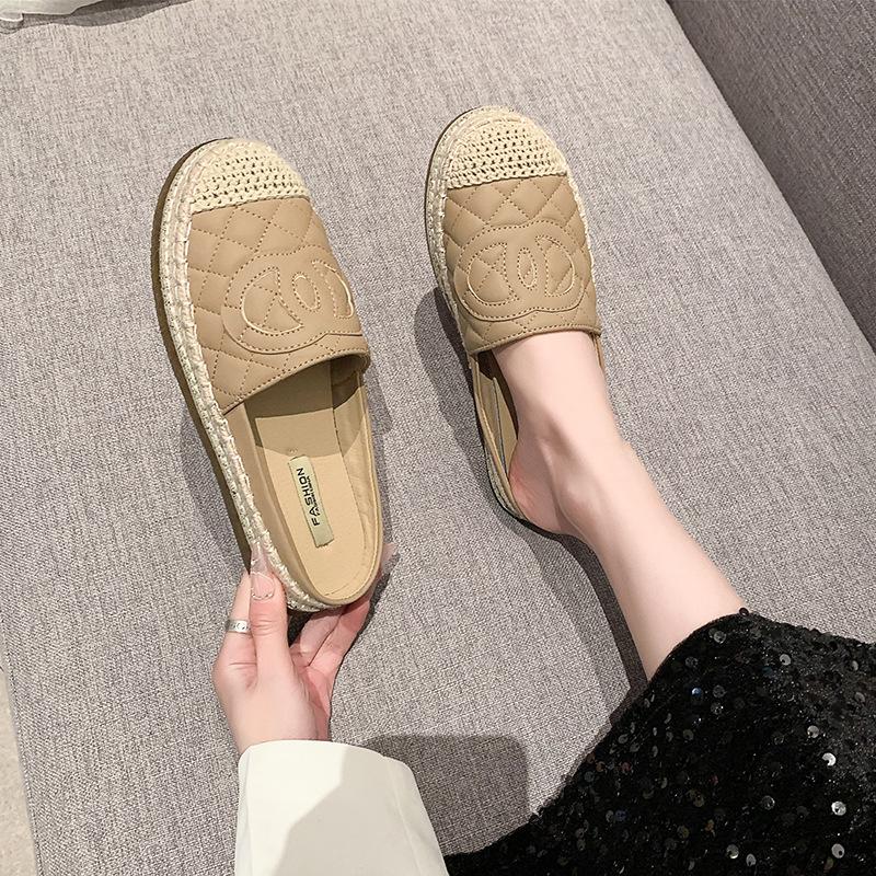 Xiaoxiangfeng fisherman shoes bag head half slippers women's summer wear French flat shoes third trimester edema one pedal sandals