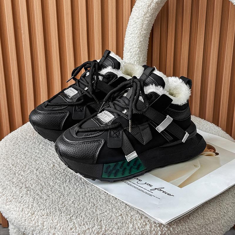 TUINANLE Women's Winter Sneakers Outdoor Anti-Slip Warm Plush Lined Running Shoes Casual Lace-Up Faux Leather Sports Shoes Plus Size for Female