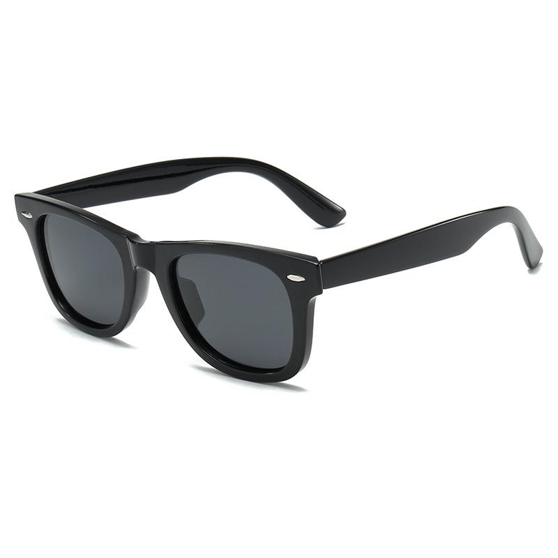 Men s Trendy Anti-UV Polarized Square Sunglasses with Metal Hinges