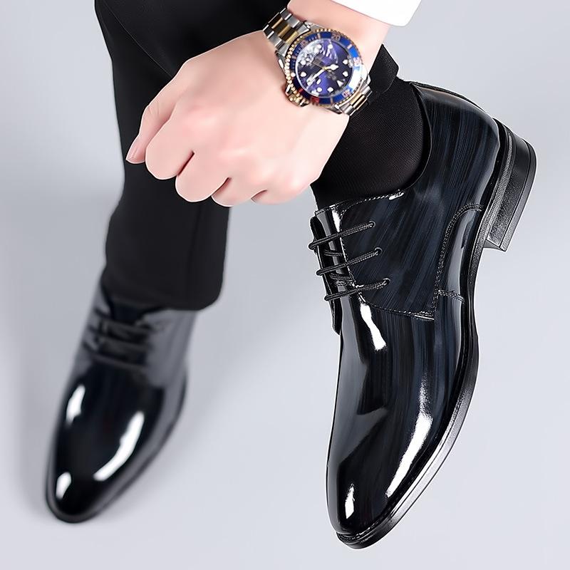 Men's Leather Shoes Business Casual Trendy Brand Glossy British Youth Men's Small Leather Shoes Genuine Cowhide Wedding Shoes