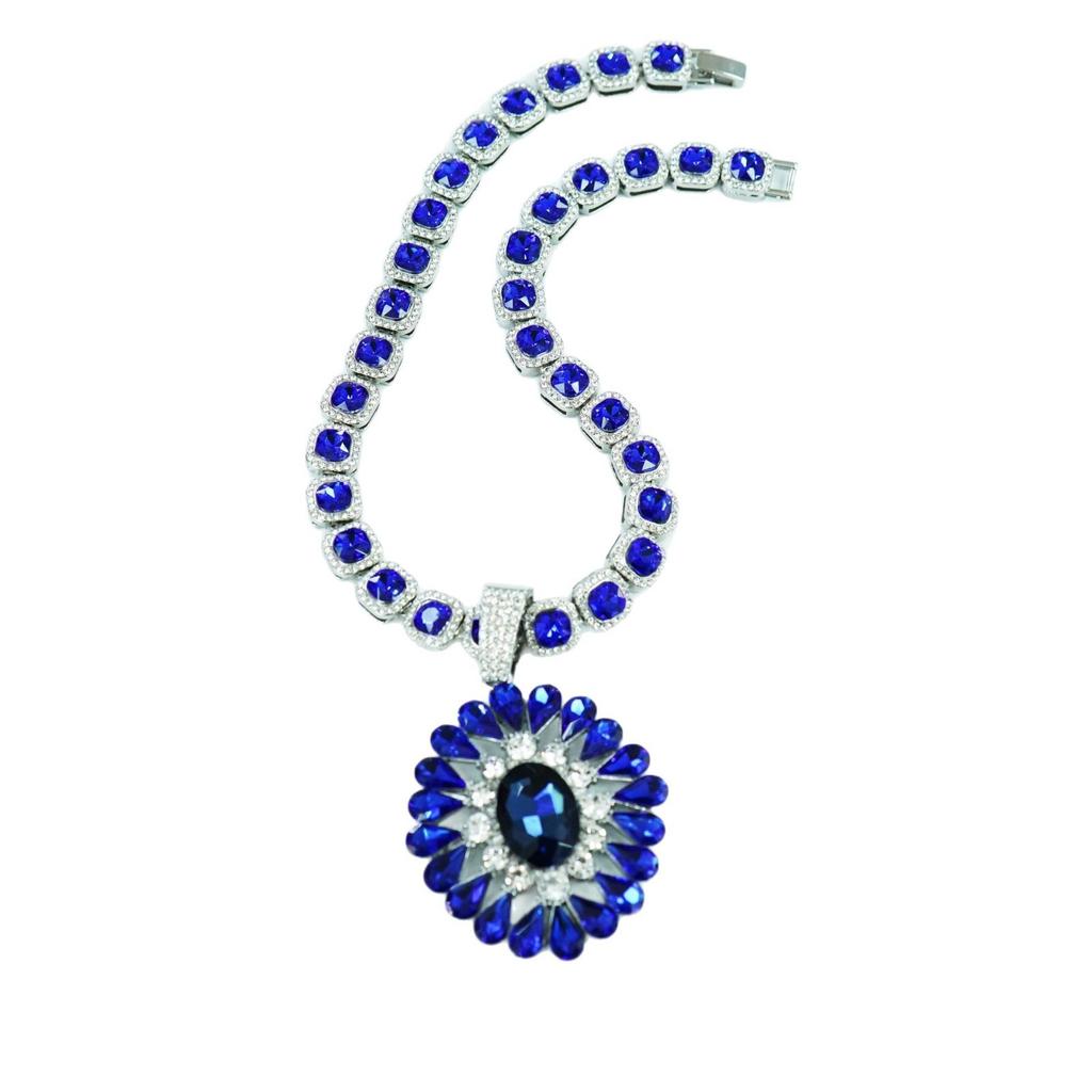 Water Drop Colored Diamond Pendant, Women's Collarbone Chain, Fashion Heavy Industry Light Luxury Designer Colored Necklace