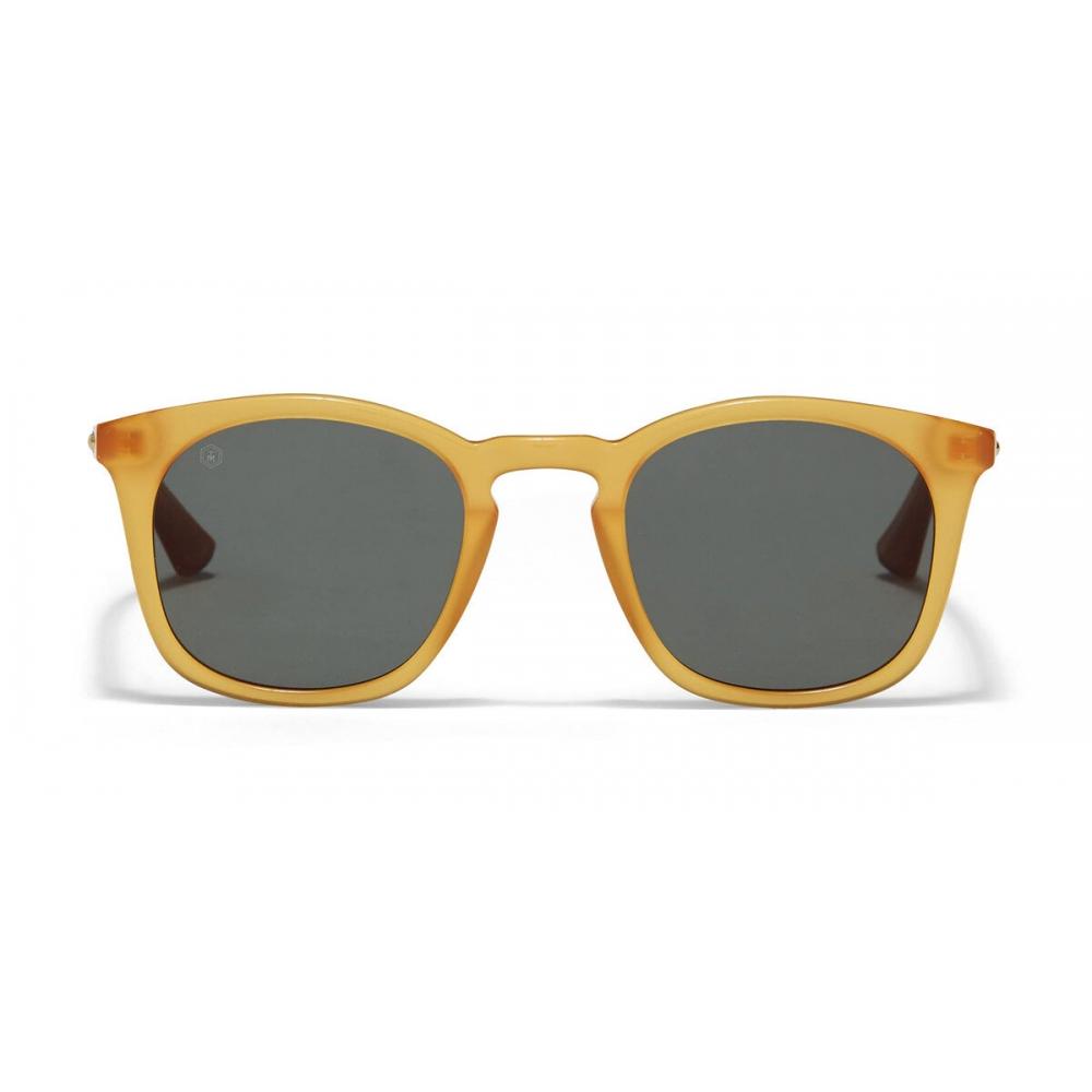 

Taylor Morris Louis Orson C16 Unisex Sunglasses Transp Honey Yellow/49