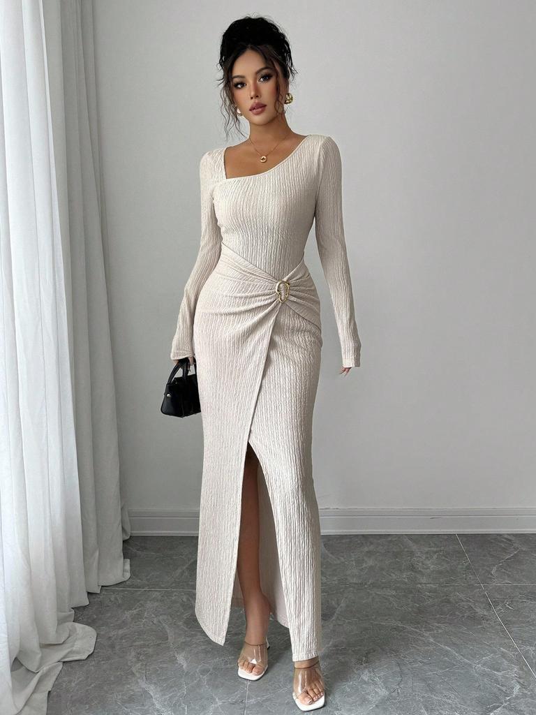 Autumn Winter Irregular Neckline Solid Color Knit Texture Maxi Dress Women Mature Style French Retro Patchwork Slim Sexy Elegant Women Maxi Dress