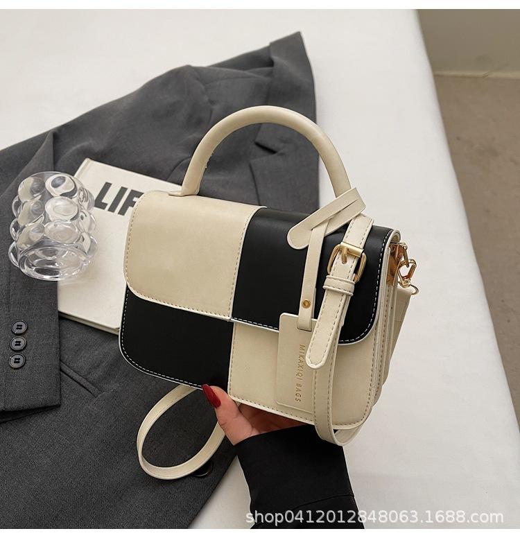 Niche Design Contrasting Color Splicing Portable Small Square Bag 2025 Winter New Texture Messenger Bag Fashionable Shoulder Bag Bag
