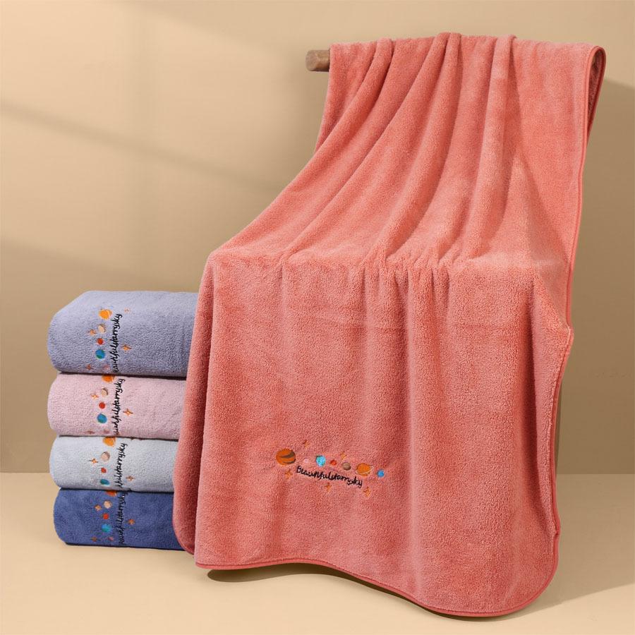 Coral Fleece Bath Towel with Embroidered Logo Thickened Soft Cotton Home Use Non-Shedding Hair Large Bath Towel