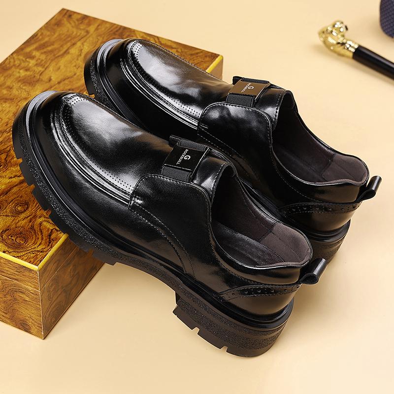 2026 Spring New Fashion Men Leather Loafer Slip-On with Metal Buckle Comfortable Rubber Anti-Slip Thick Sole for Business Casual