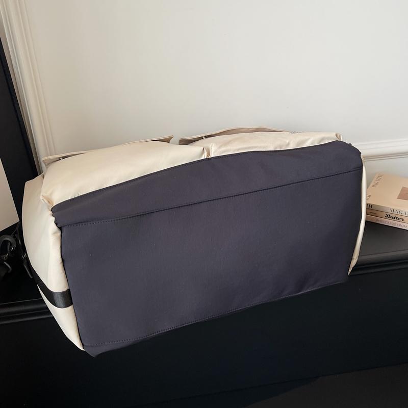 Women's Outdoor Sports Storage Bag Large Capacity Separation Shoes Bags Swimming Gym Bag for Short-Distance Business Travel Duffel Bag