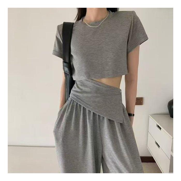 

Trendy Summer Cropped Spicy Girl Set: Irregular Two-Piece Top with High-Waisted Wide-Leg Pants S
