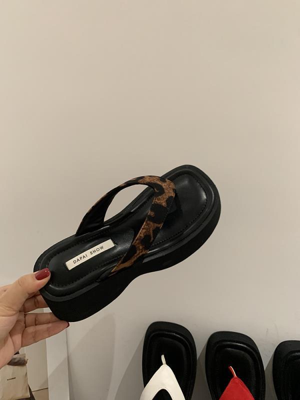 Fashion House Slippers Platform High-Heeled Shoes Lady Rubber Flip Flops Slides Fashion Hawaiian Summer Luxury Shoes House Slippers Plat