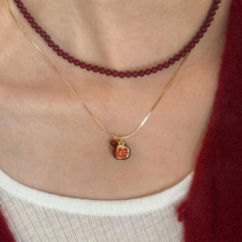 Biżuteria z granatem w stylu vintage, biżuteria modowa, stylowy naszyjnik z wisiorkiem, wyjątkowe kolczyki zwisające, prezent dla stylowych kobiet