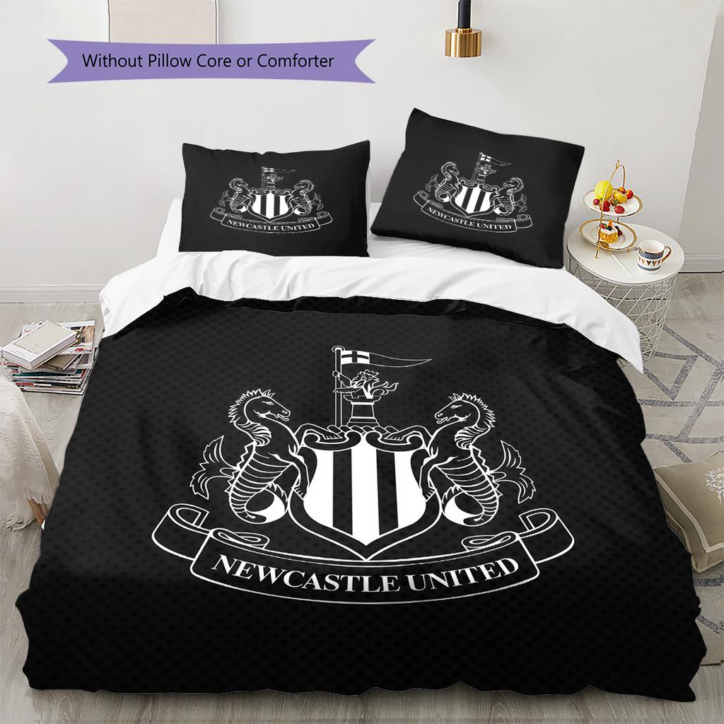 Newcastle United FC Pattern Bedding Quilt Set Home Decoration Gift (1 * Duvet Cover + 2 * Pillowcase Without Core)