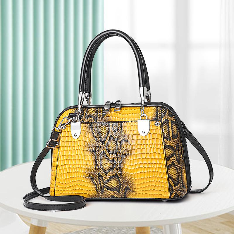 Handbag bag snake pattern shoulder bag messenger bag women's bag high quality leather shell bag bags