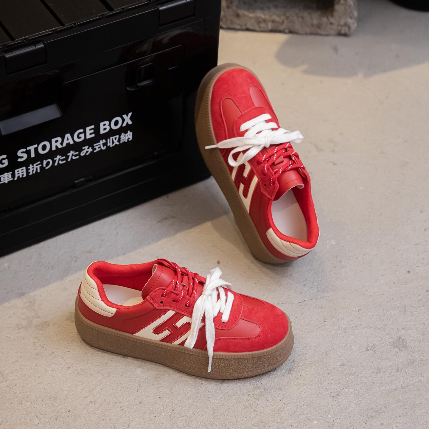 

2025 новые летние красные немецкие тренировочные кроссовки женские туфли универсальные кроссовки Форреста Гампа обувь на толстой подошве повседневная спортивная белая обувь 40 красный