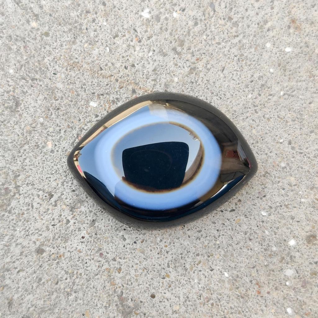 30.55 Carat, 29x20x8 MM Size Loose Banded Eye Cabochon Gemstone.