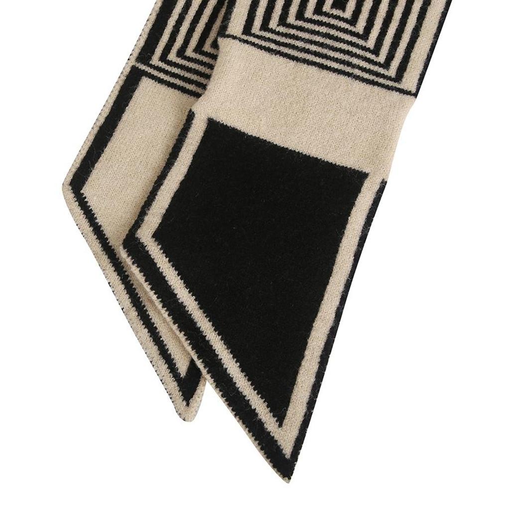 Vestibelly 23F/W Two-tone Square Petite Muffler BHA2013BK