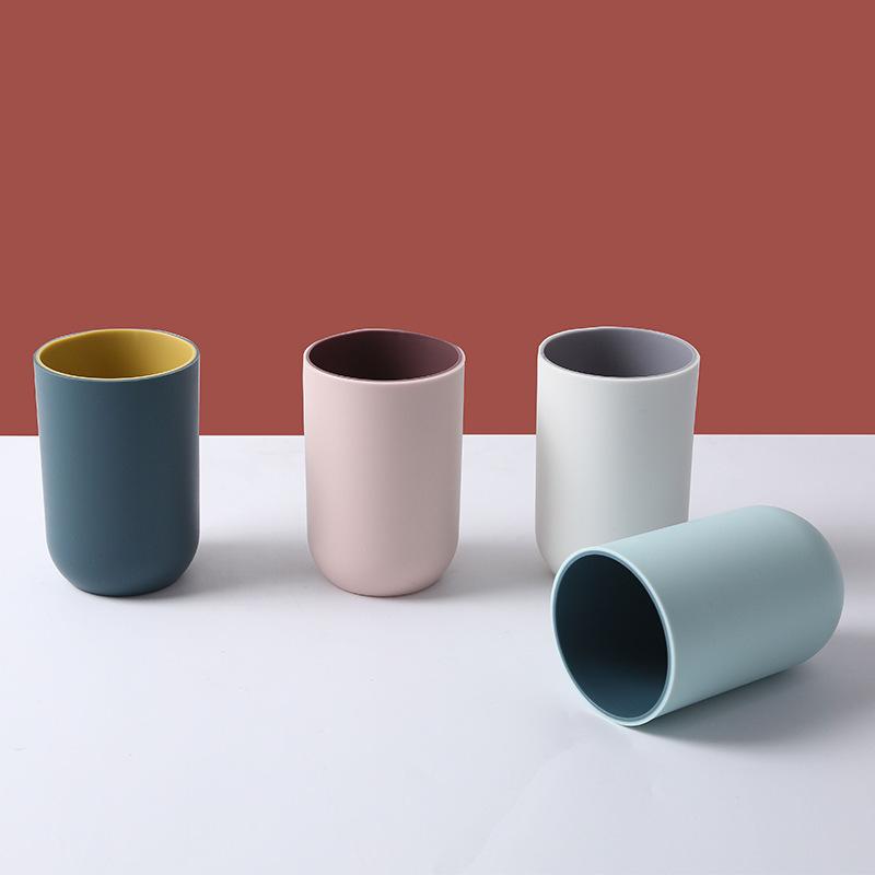 Couples' Solid Color Anti-Mold Toothbrush & Mouthwash Cup