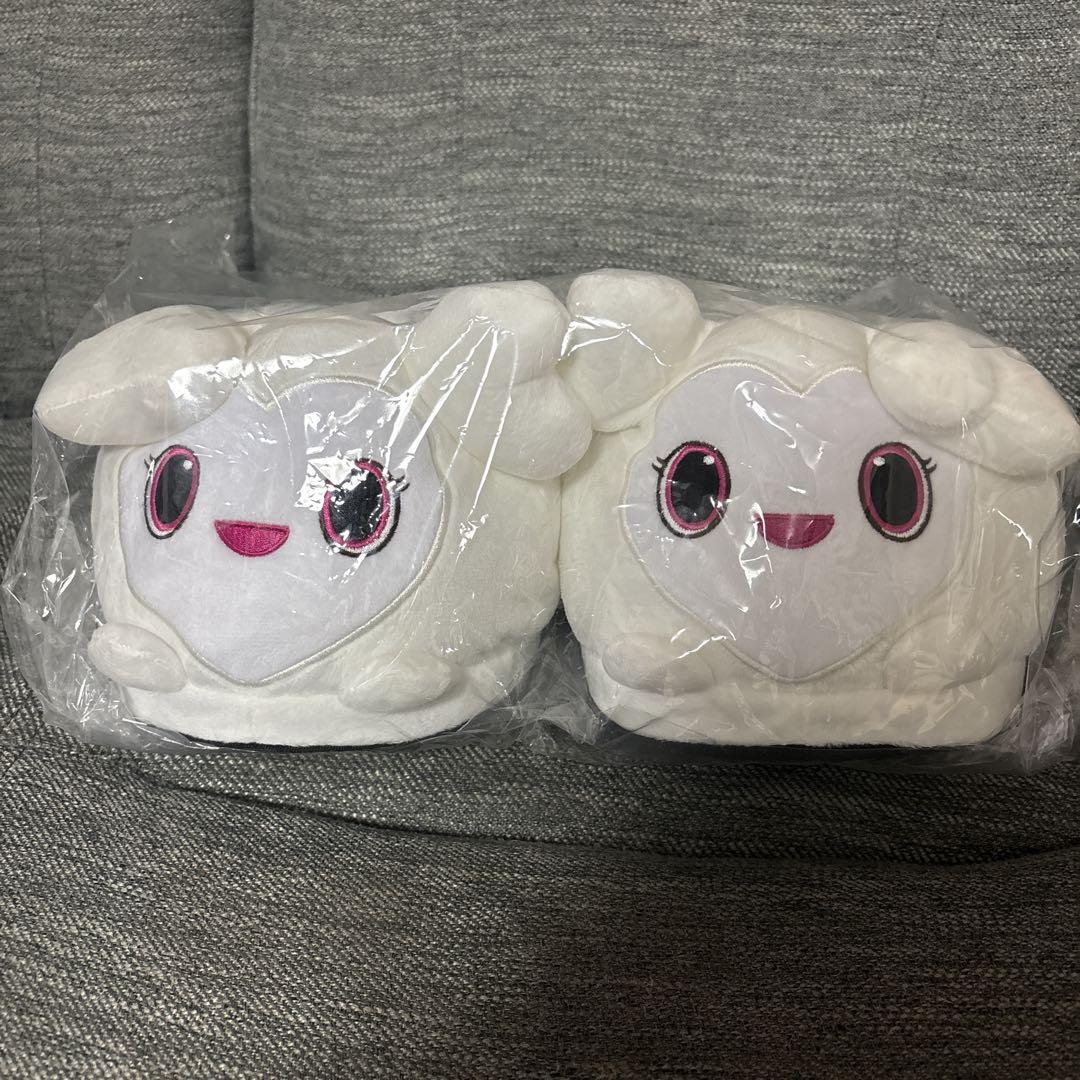 

[Б/У] TWICE LOVELYS Плюшевые тапочки GiGO Дахён