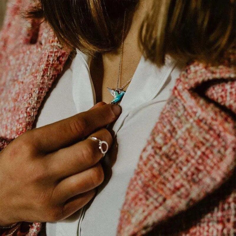 Creative Blue Enamel Hummingbird Bird Pendant Necklace for Women Trendy Clavicle Chain Birthday Collar Jewelry Gift Wholesale