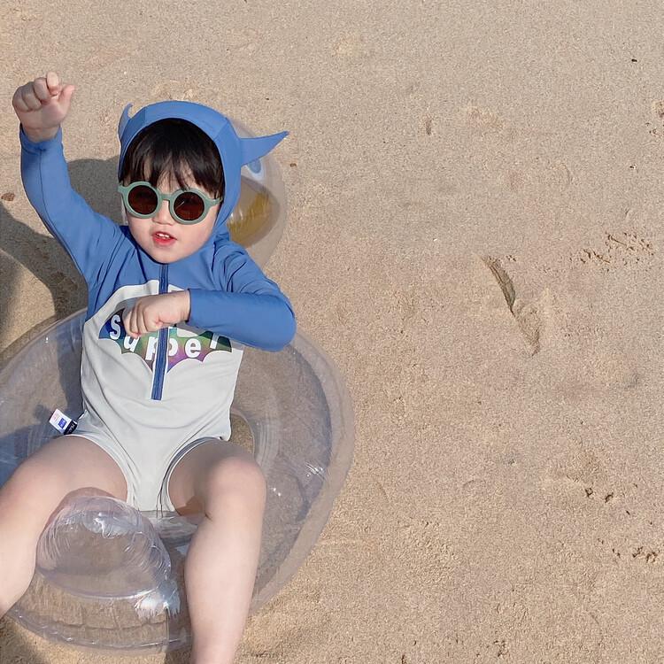 Boys' 2025 Quick-Dry Long-Sleeve One-Piece Swimwear with Sun Protection